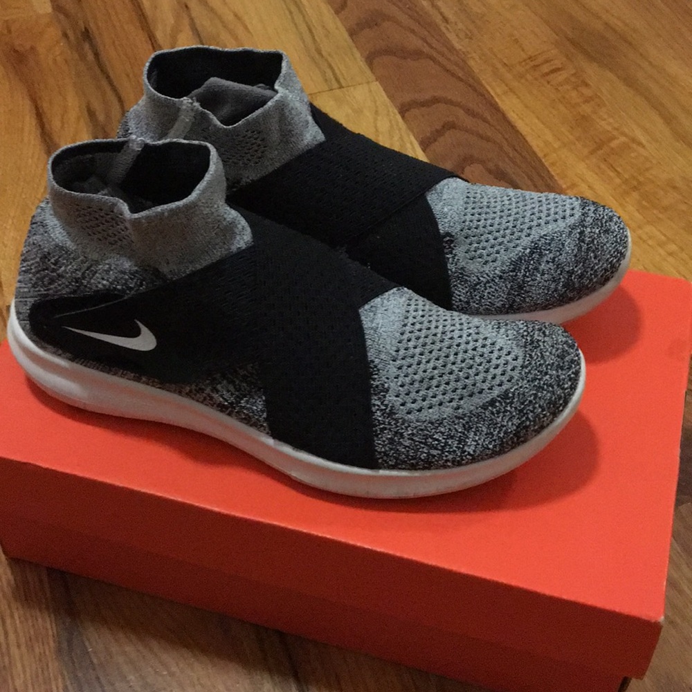 Nike Free RN Motion Flyknit